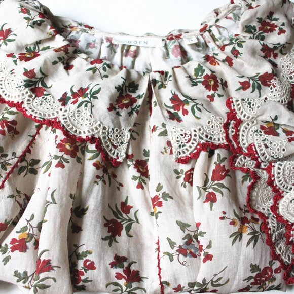 Doen Floral Blouse in Cream and Red - Picture 5 of 11